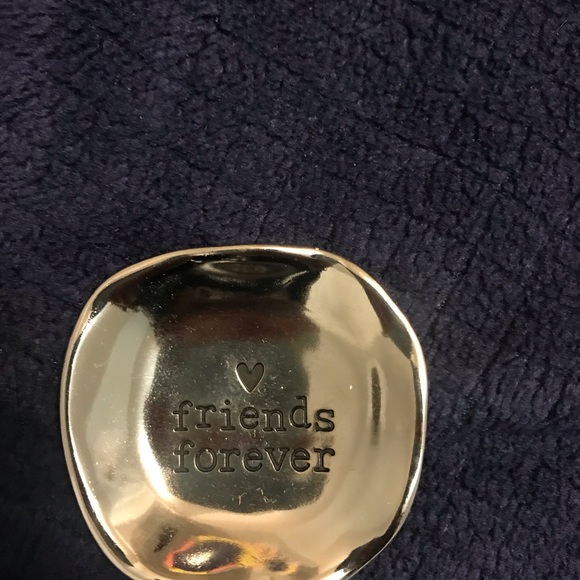 ring holder - Picture 2 of 3